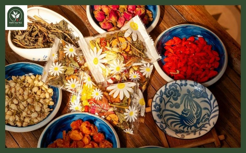 Tại sao nên uống trà thảo mộc